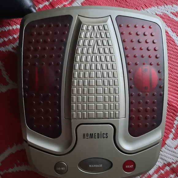 Foot massage - Picture 2 of 3